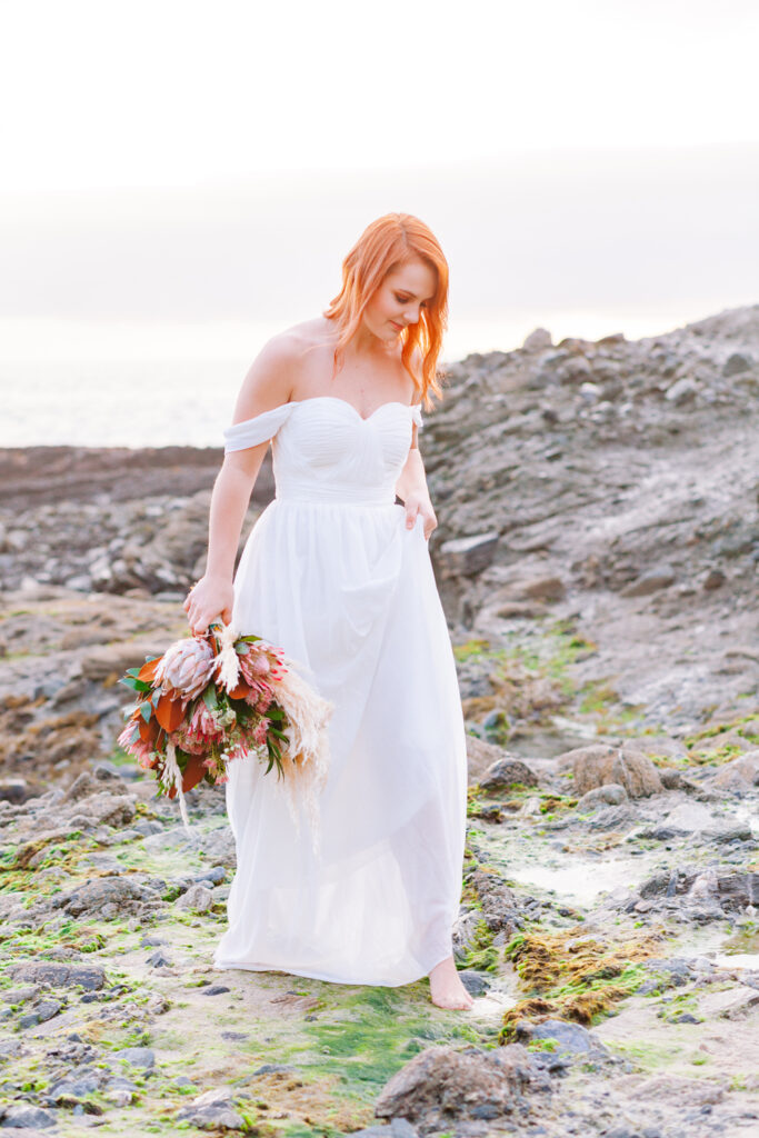 bride bouquet beach