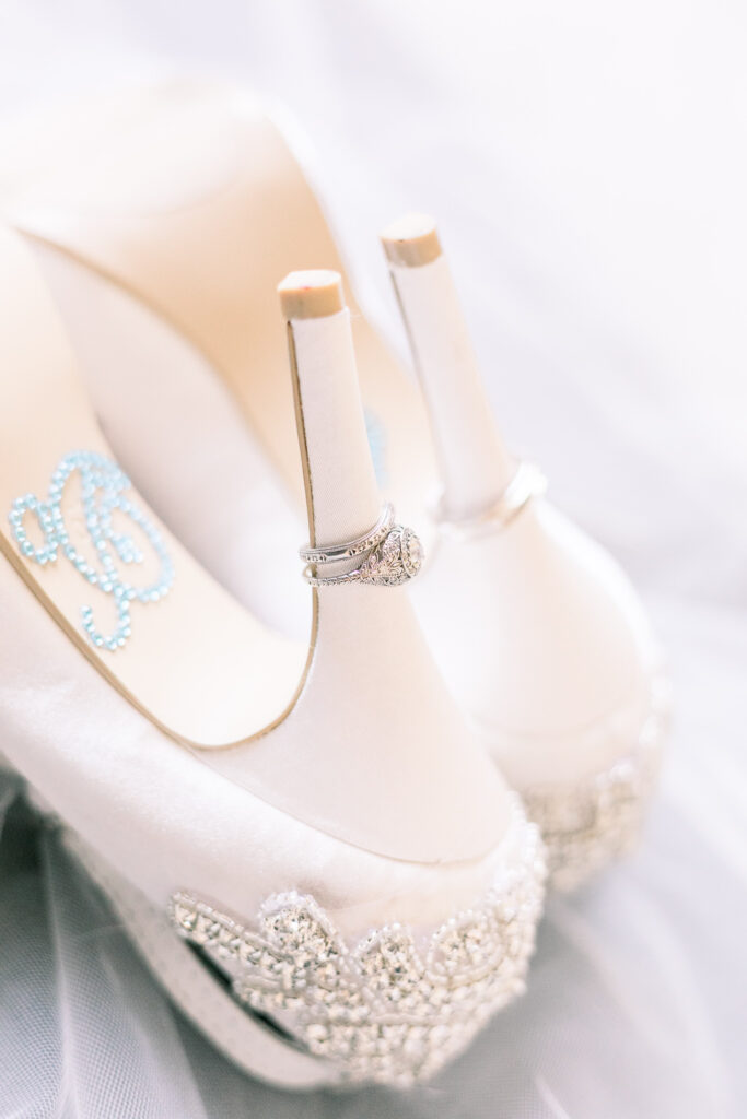 vintage glam wedding shoes rings