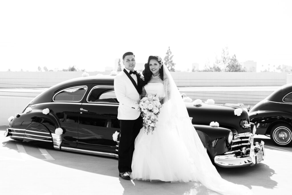 vintage wedding couple cars