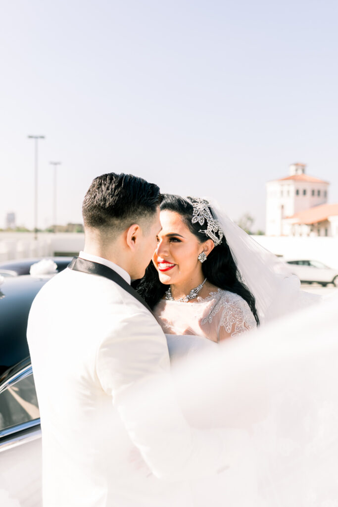 vintage wedding couple portraits