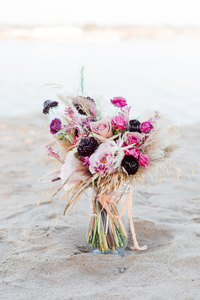 flowers bouquet beach