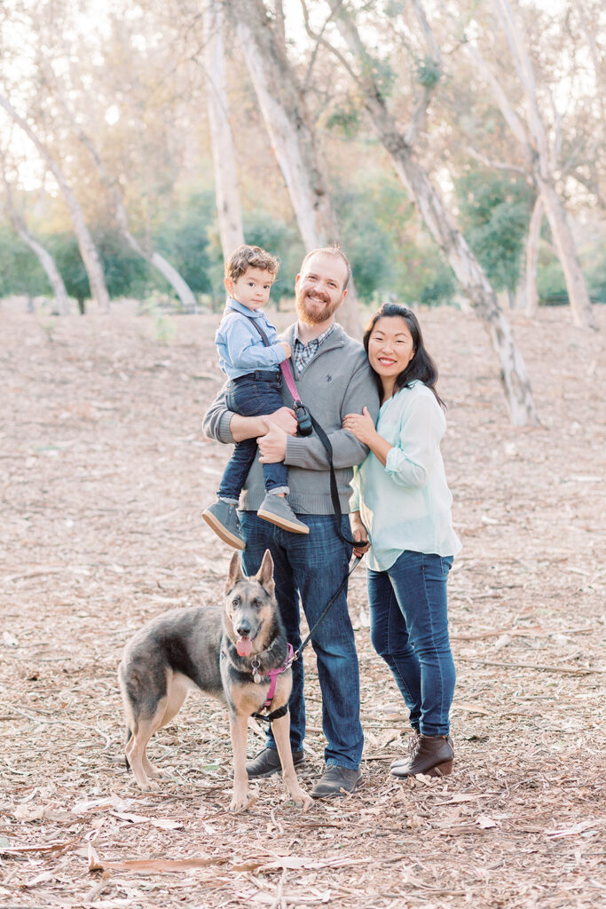 family holiday mini session eucalyptus tree