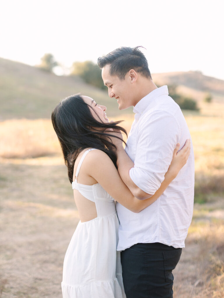couple engagement photo session thomas riley park in orange county